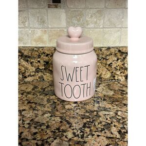 Rae Dunn‎ SWEET TOOTH baby pink Valentines Day canister